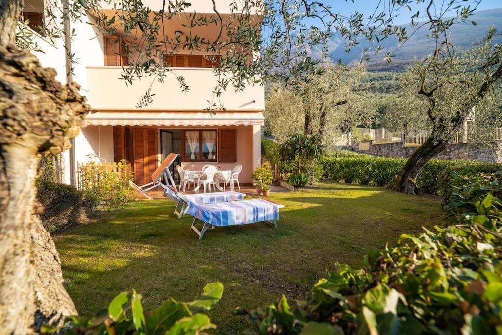 Ulivi Beth'S House Daire Brenzone sul Garda Dış mekan fotoğraf